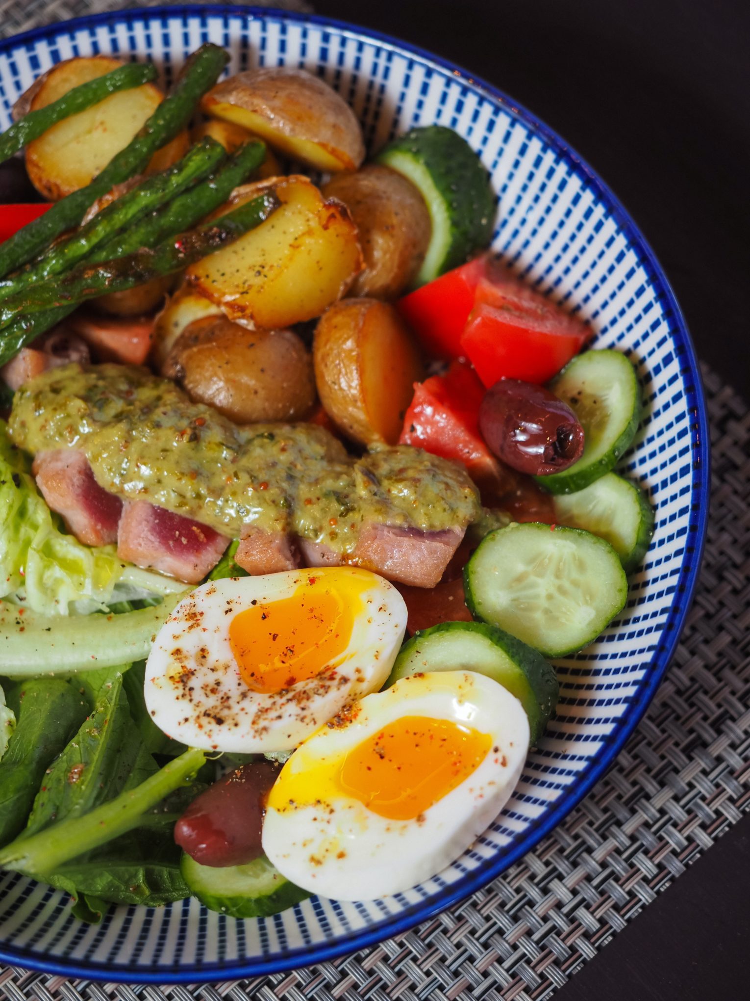 pexels-nadin-sh-14693797